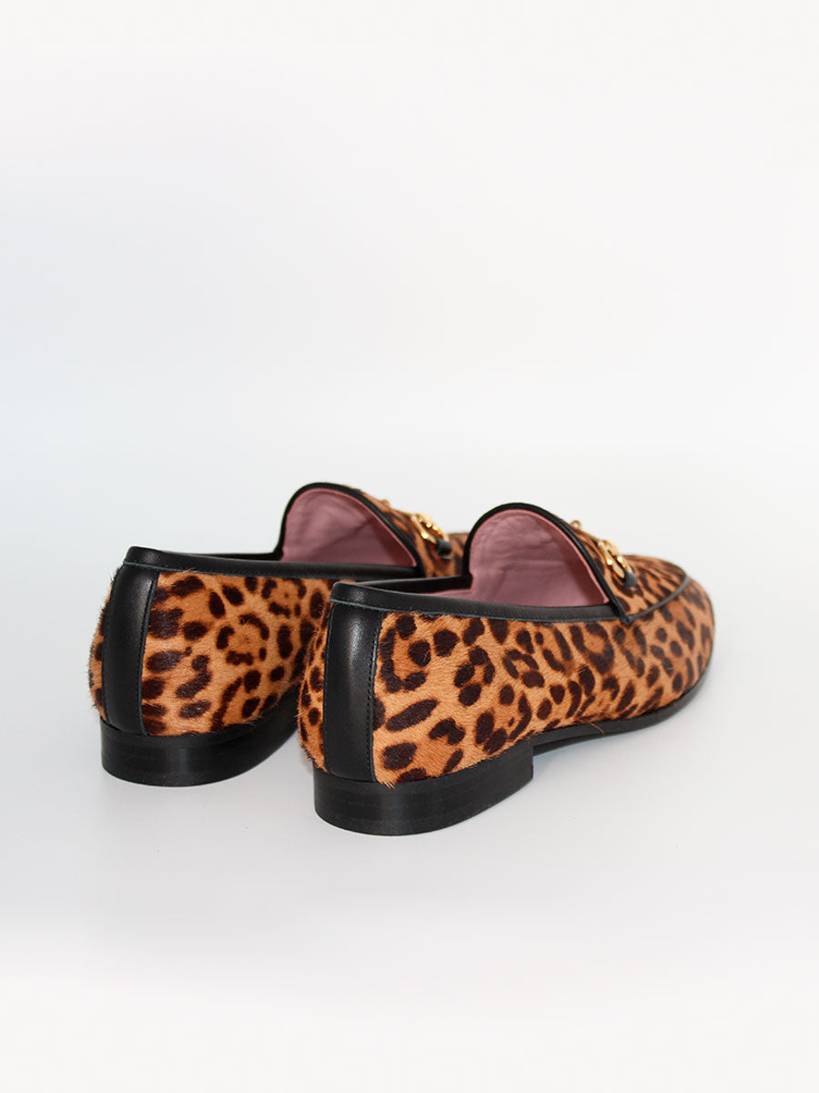 Mocasines de mujer modelo Genova en pony con estampado leopardo