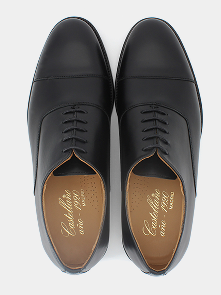 Zapatos de vestir modelo Stone piel oxford color negro